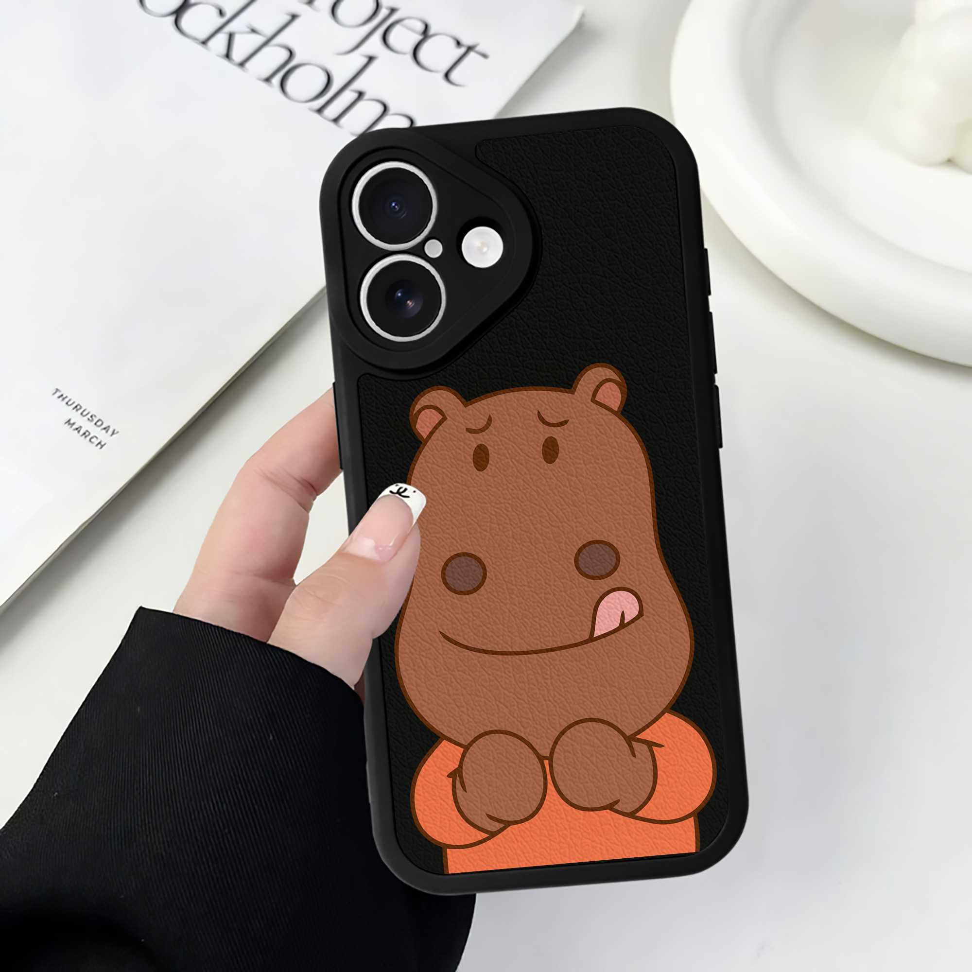 （画像用） アンパンマン Anpanman 【iPhone 16シリーズ対応】シリコンスマホケース（レザー調） 材質：シリコン